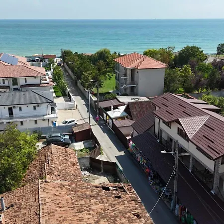 Дом отдыха La Stefi Доуэ-Май